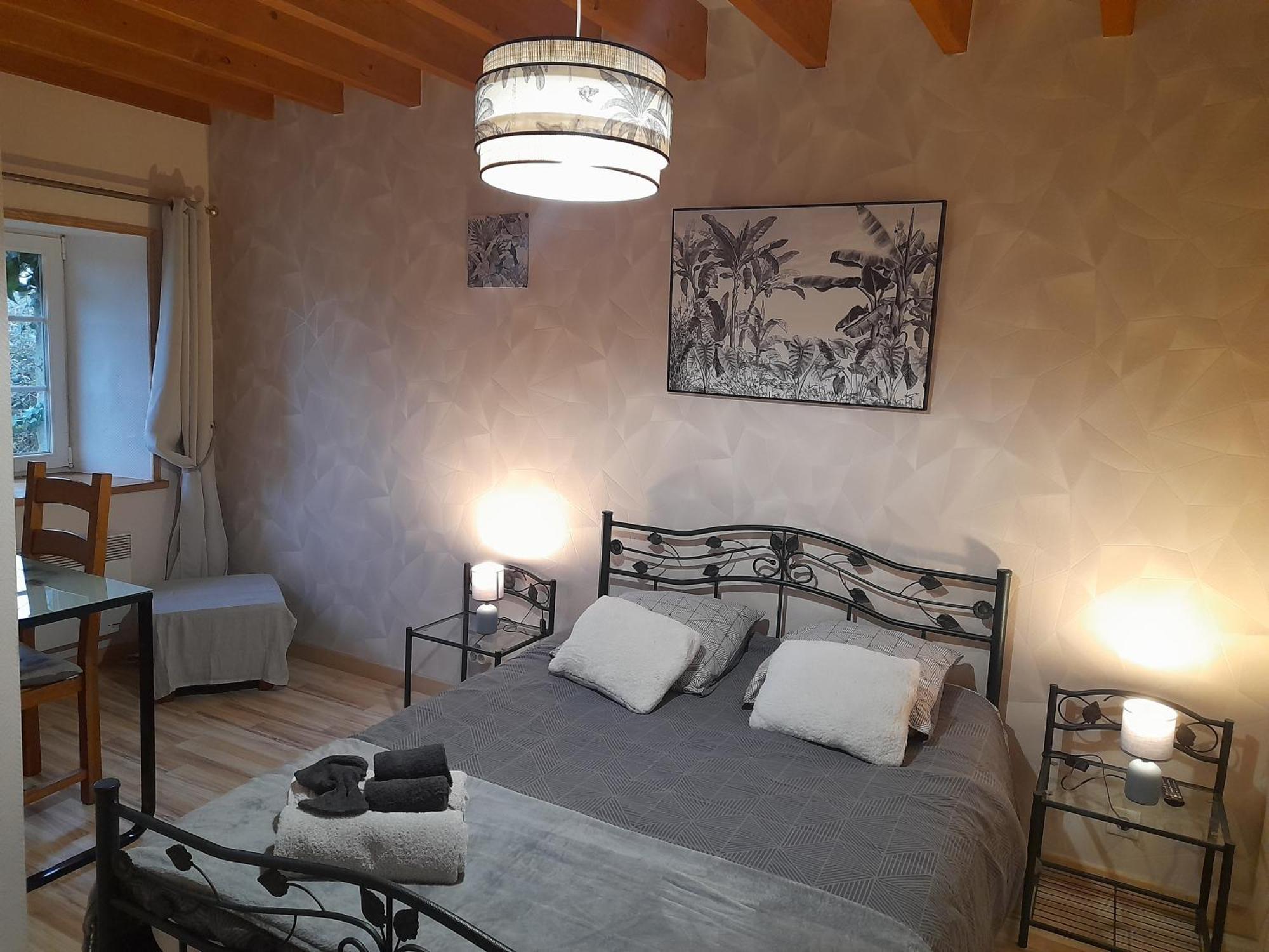 Domaine De La Tour Carree - 3 Chambres Benoitville Екстериор снимка